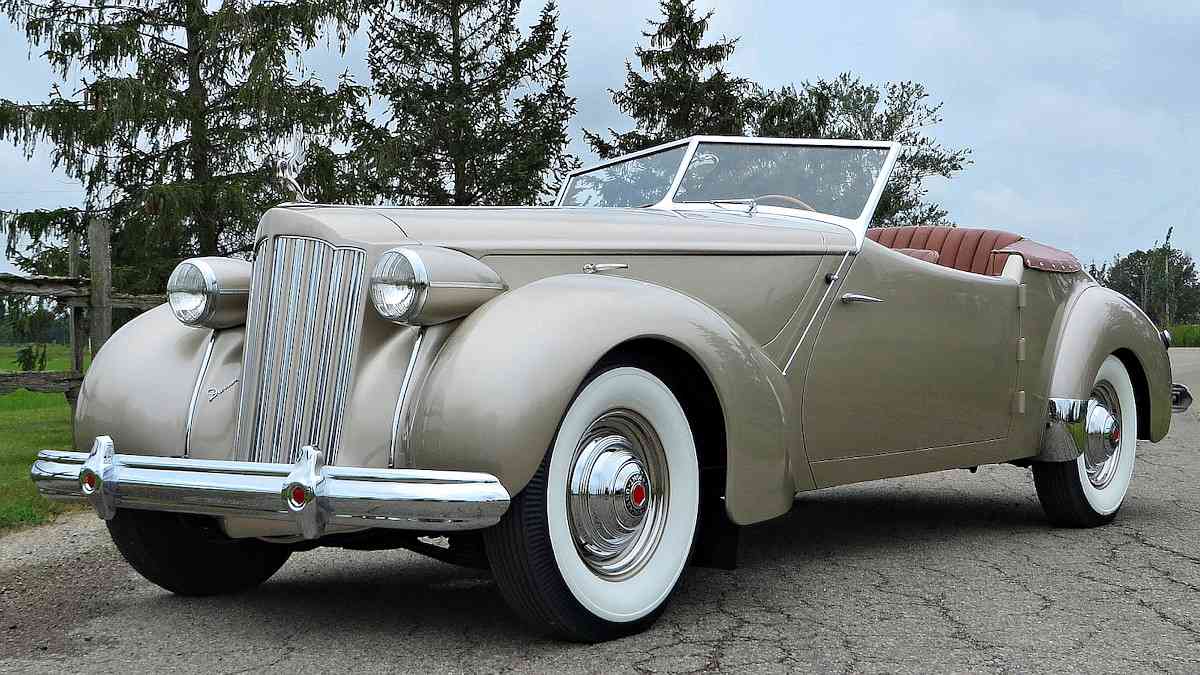 Click to Enlarge-Esc to Close myimgs/ArtDecoCars1937-60/1939 Packard 1703 Super-8 Darrin Convertible Victoria.jpg